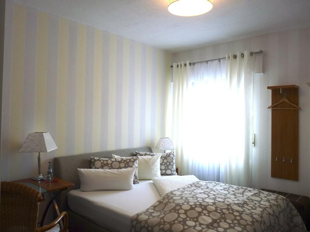 Hotel Geissler Stuttgart Zimmer foto