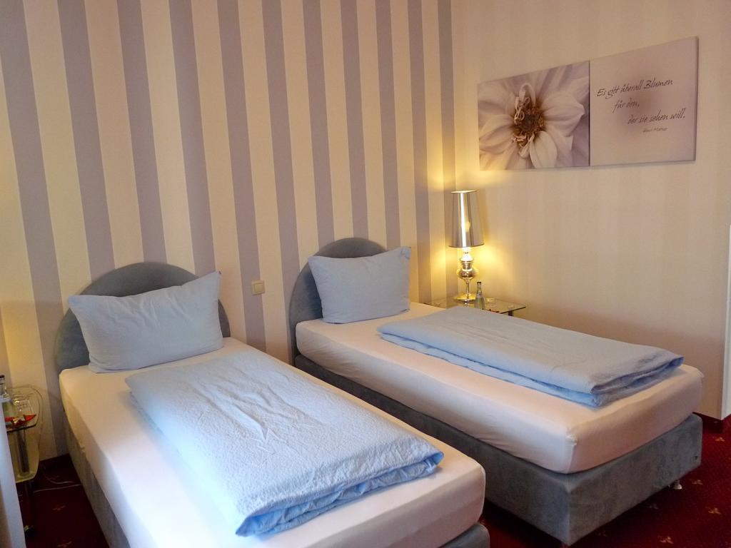 Hotel Geissler Stuttgart Zimmer foto